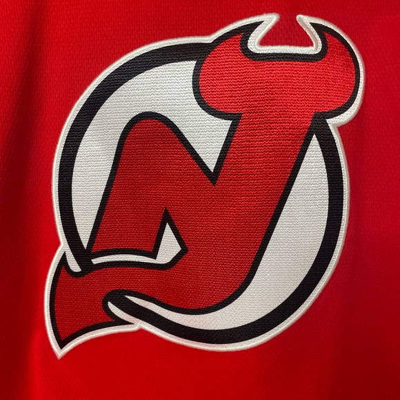 NEW JERSEY DEVILS- JACK HUGHES #86 Women's Hockey Jersey Fanatics Size Small NEW - Picture 5 of 14
